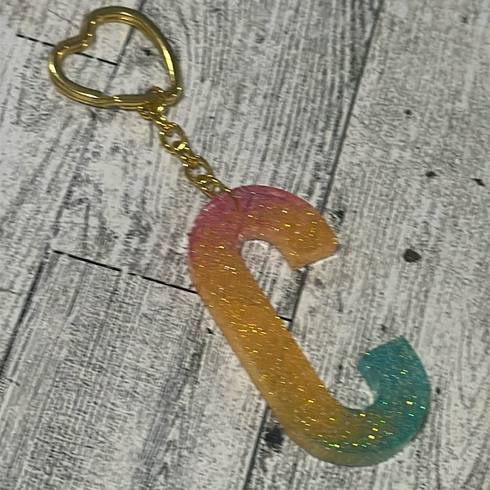 Resin sparkling monogram C key chain handmade